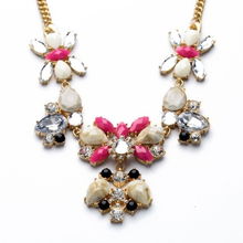 女人饰界 酒红色花朵吊坠镶宝石项链，欧美时尚饰品直销精选